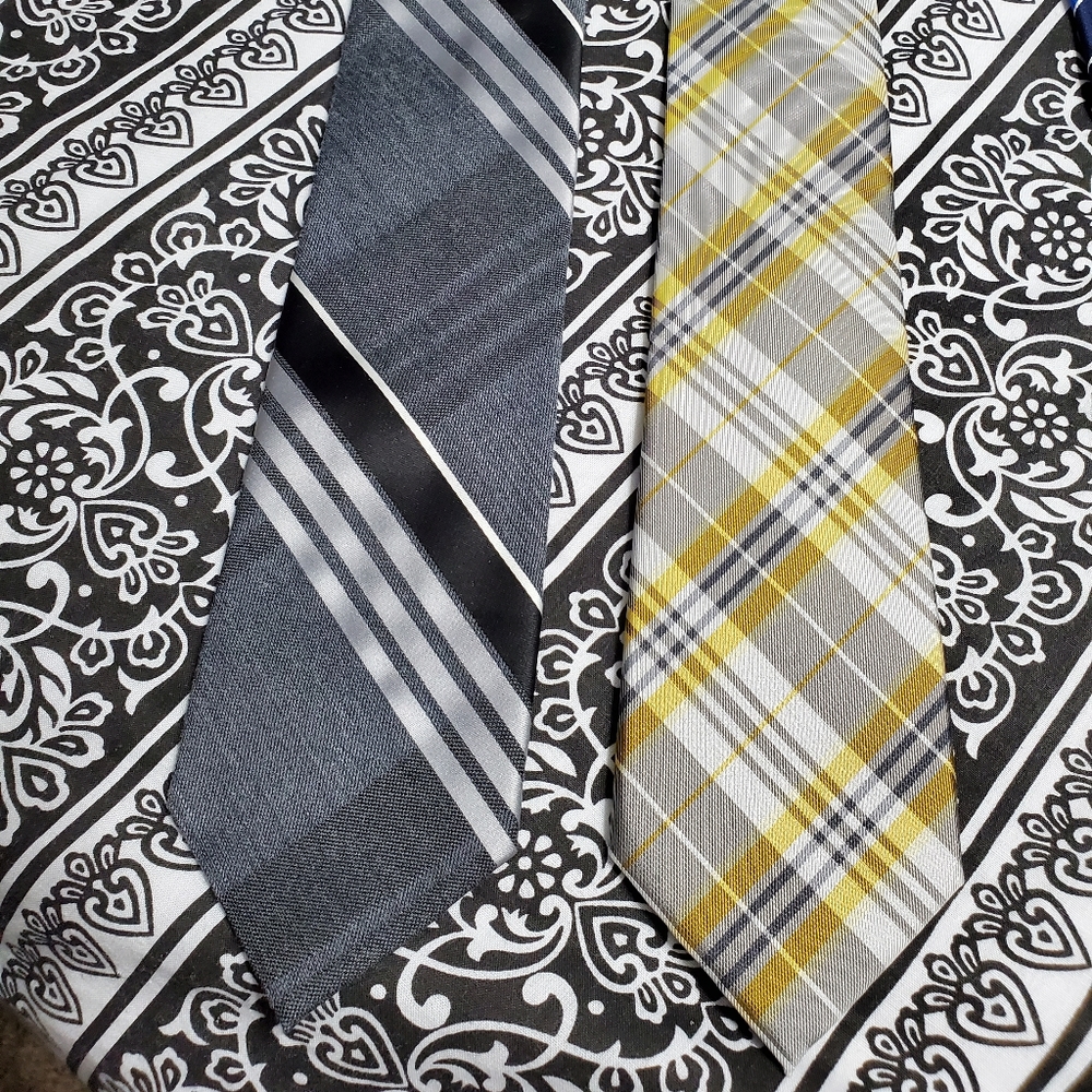 Black & Yellow Dockers Men's Ties 2" wide